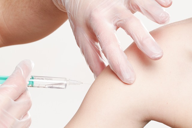W Ciborzu trwają szczepienia przeciw COVID-19